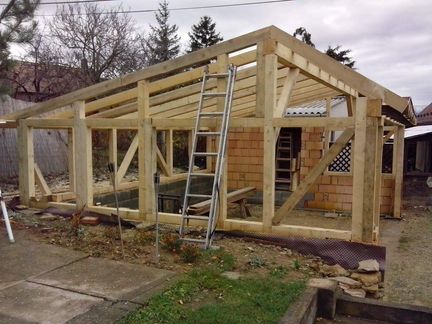 Könnyűszerkezetes épület 1